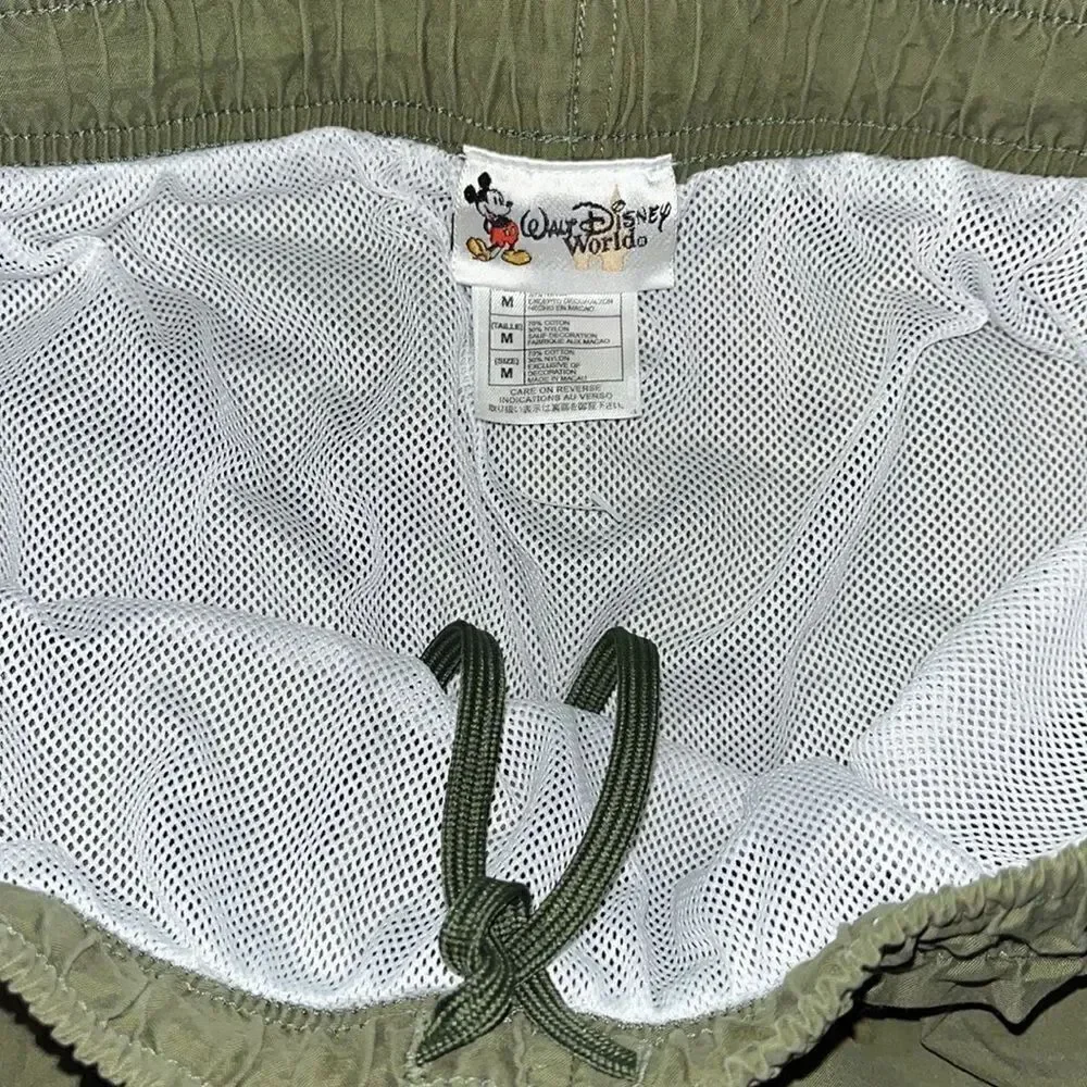 Disney Parks Rare Mickey Mouse The Big Mickahuna mesh lined Swim Cargo Shorts M